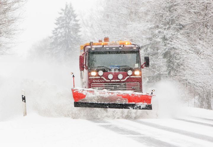 Risk för besvärligt väglag.