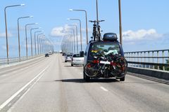 Surra lasten på ett säkert sätt.