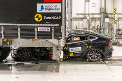 Krocktest personbil bakifrån utan underkörningsskydd_2 Foto: Euro NCAP.