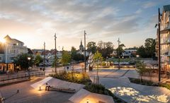 Norrtälje Hamnpromenad kan vinna priset Landmärket för årets bästa utemiljö. Arkitekt: Sydväst arkitektur och landskap. Foto: Hans Logren