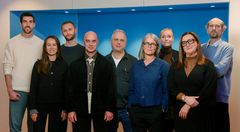 Sveriges Arkitekters förbundsstyrelse. Fr v Aron de Ryst, Maja Olsson, Valter Fredström, Mårten Claesson, Per Bornstein, My Lekberg Hellström, Katya Högberg, Emina Kovacic och Petter Lindencrona. Anna Krook saknas på bilden. Foto: Sören Andersson