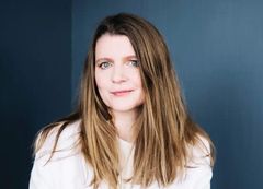 Anna Maria Bogadottir, isländsk arkitekt och författare aktuell med sin bok Jordfästning, i svensk översättning.