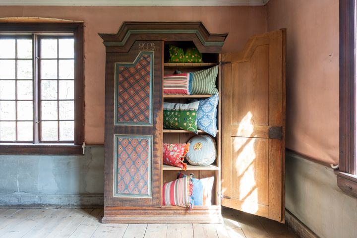 Skansen Recrafted is available at the Skansen Shop in Stockholm, with a selected range offered online.