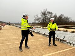 Från vänster Per Oldfeldt, projektledare på Miljö- och samhällsbyggnadsförvaltningen, och Stefan Erikson (M), kommunalråd och ordförande i samhällsbyggnadsnämnden.