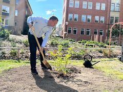 Stefan Erikson (M), kommunalråd och ordförande i samhällsbyggnadsnämnden, vid invigningen.